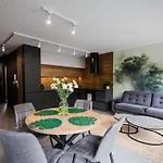 Apartview Plazowa By Rent Like
