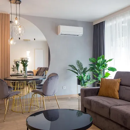 Apartview Plazowa By Rent Like アパート シュチルク