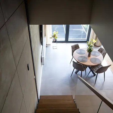 Apartview Plazowa By Rent Like דירה
