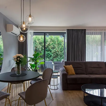 Apartview Plazowa By Rent Like *