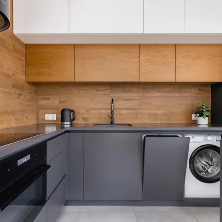 Apartview Plazowa By Rent Like דירה