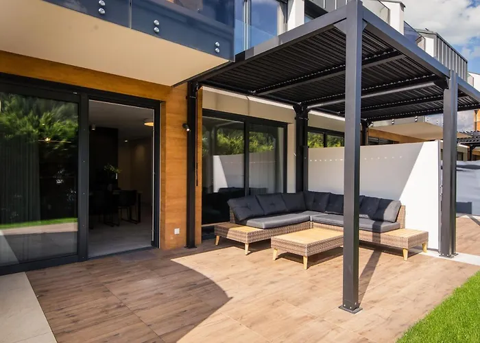 Apartview Plazowa By Rent Like דירה *