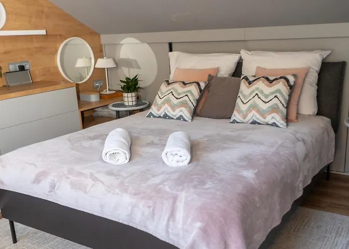 Apartview Plazowa By Rent Like